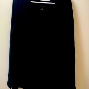 Women’s long sleeve top